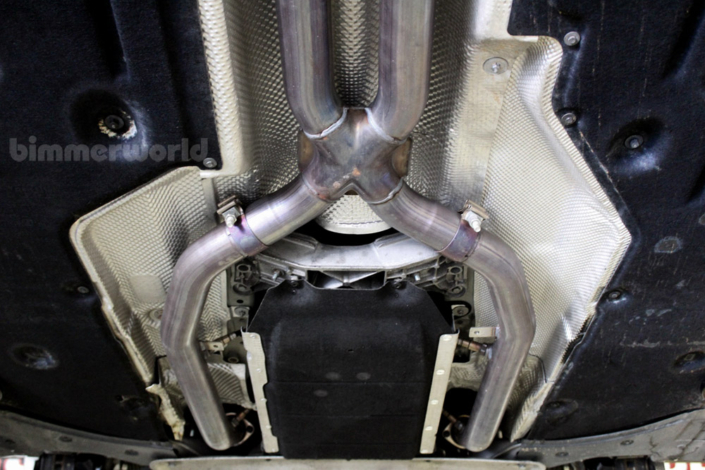 BimmerWorld E93 M3 Front X-Pipe MagnaFlow Resonator - Afbeelding 2