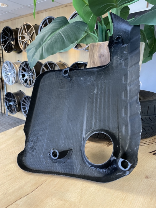 BMW M3 S55 Carbon Fiber Engine Cover - Afbeelding 3