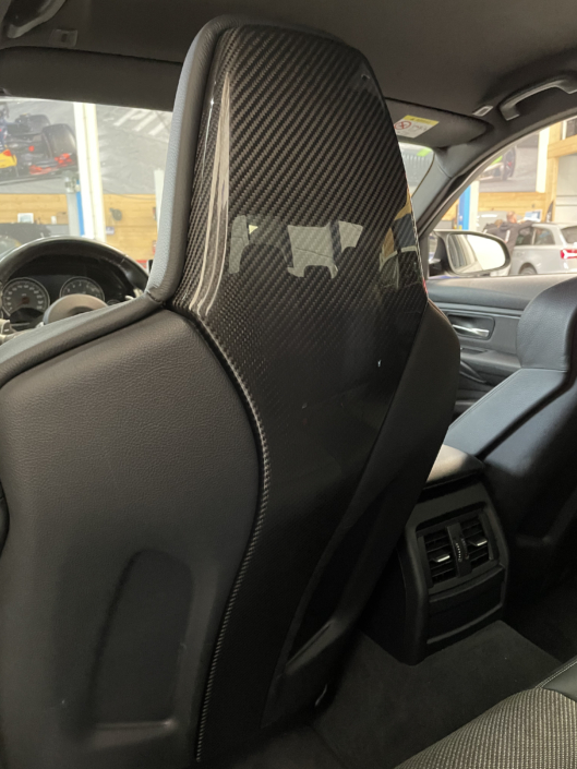 BMW F82 M4 Carbon Fiber Stoel Cover - Afbeelding 2